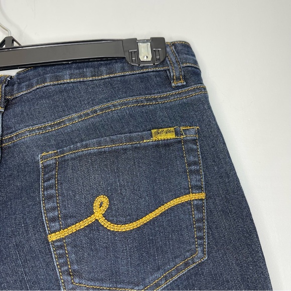 BILL BLASS Medium to Dark Wash Denim Blue Jeans Size 8 Petite - Picture 3 of 4